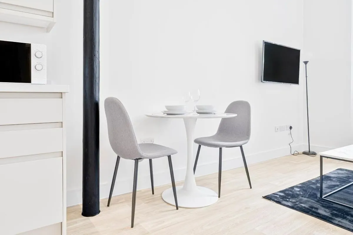 Modern 1 Bedroom Apartment In Central Nottingham